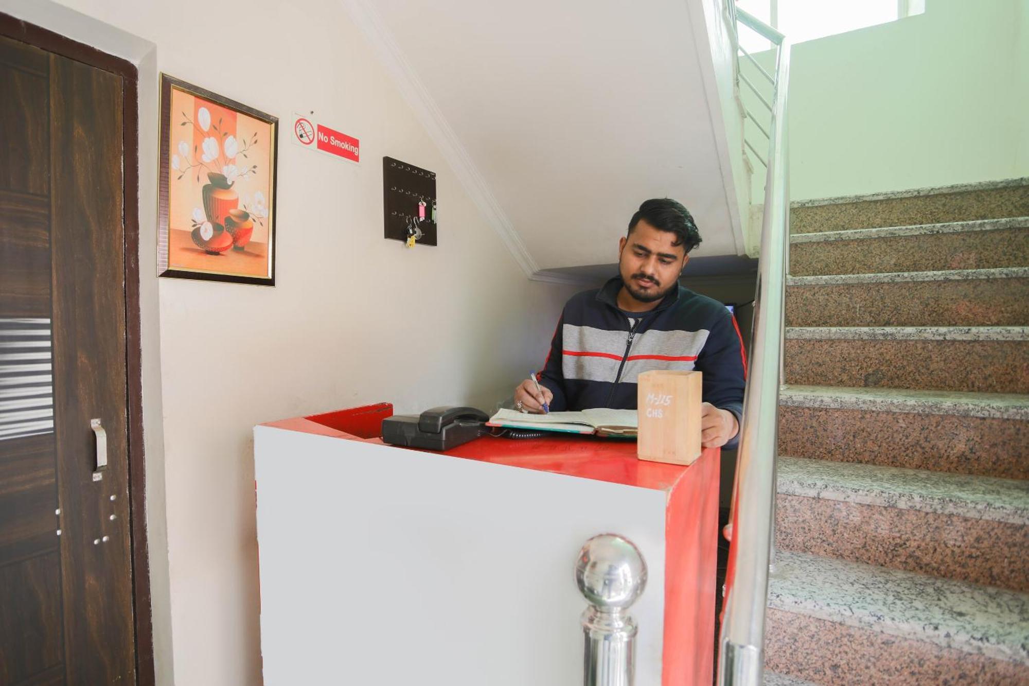 OYO 28604 Akki Residency Otel Indirapuram Dış mekan fotoğraf